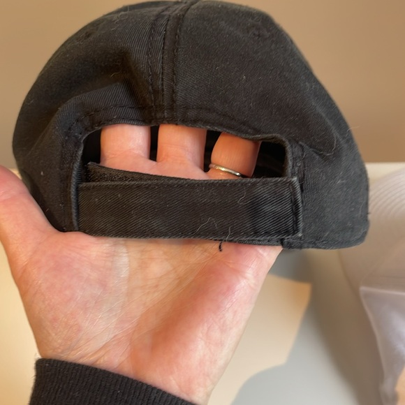 Two Hats - Picture 5 of 9